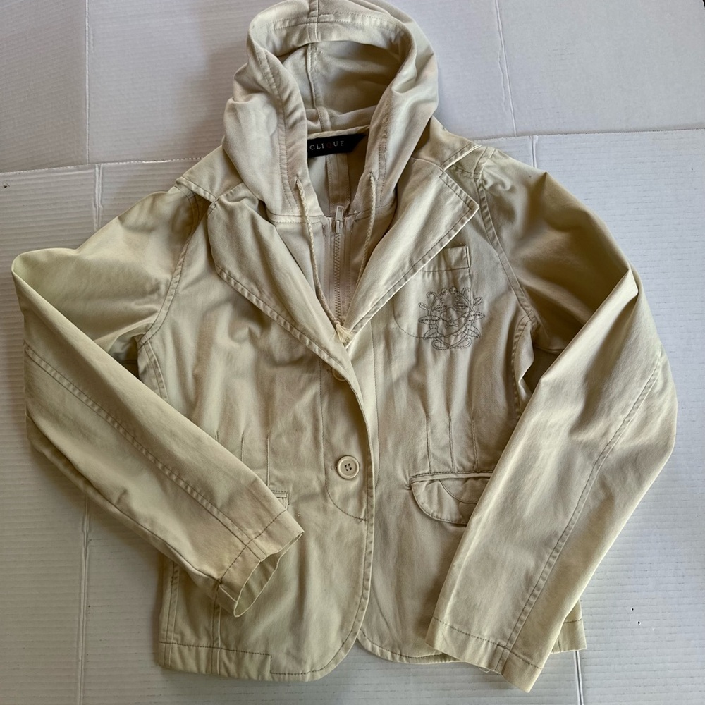 Clique Embroidered Cream Jacket Med